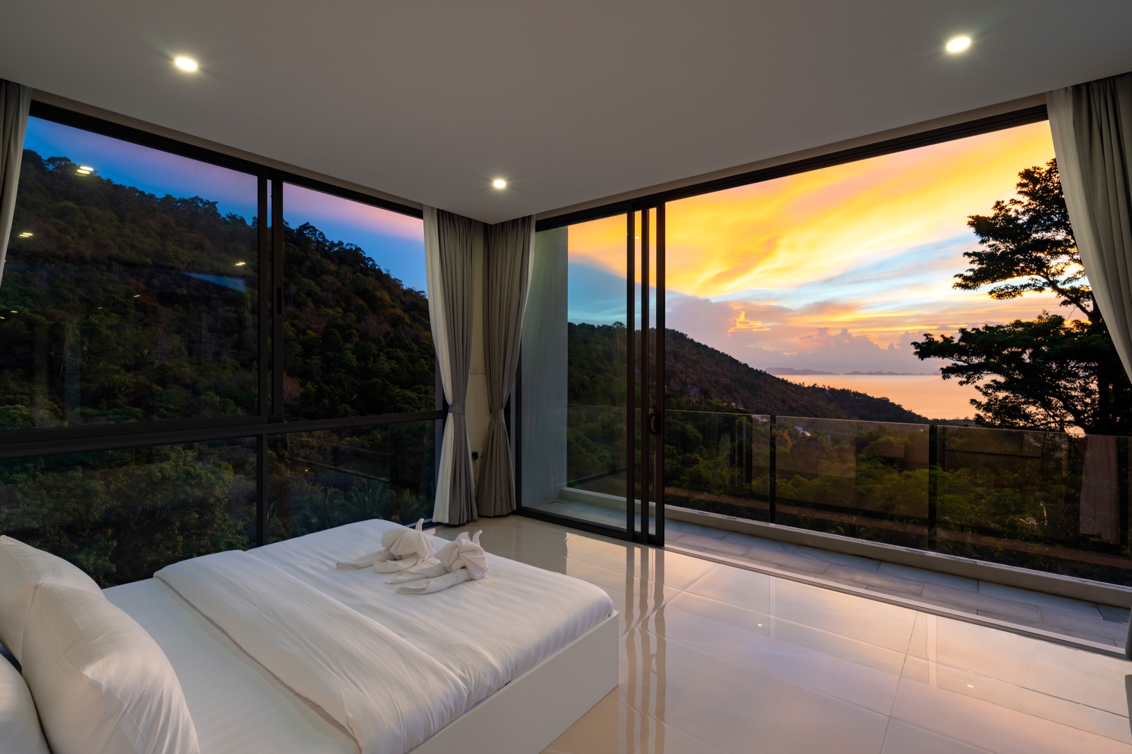 Pure Villa — 4 Bedroom private villa, 350sqm, on Koh Samui